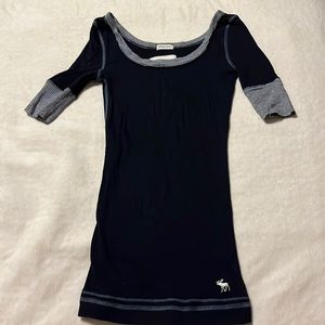 Navy Abercrombie kids top